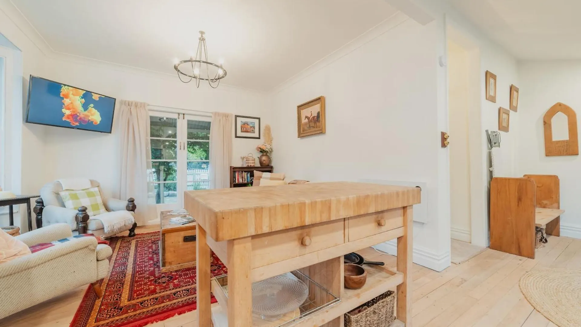 Stylish Central Cottage - Modern Heating & Parking Christchurch 0*,