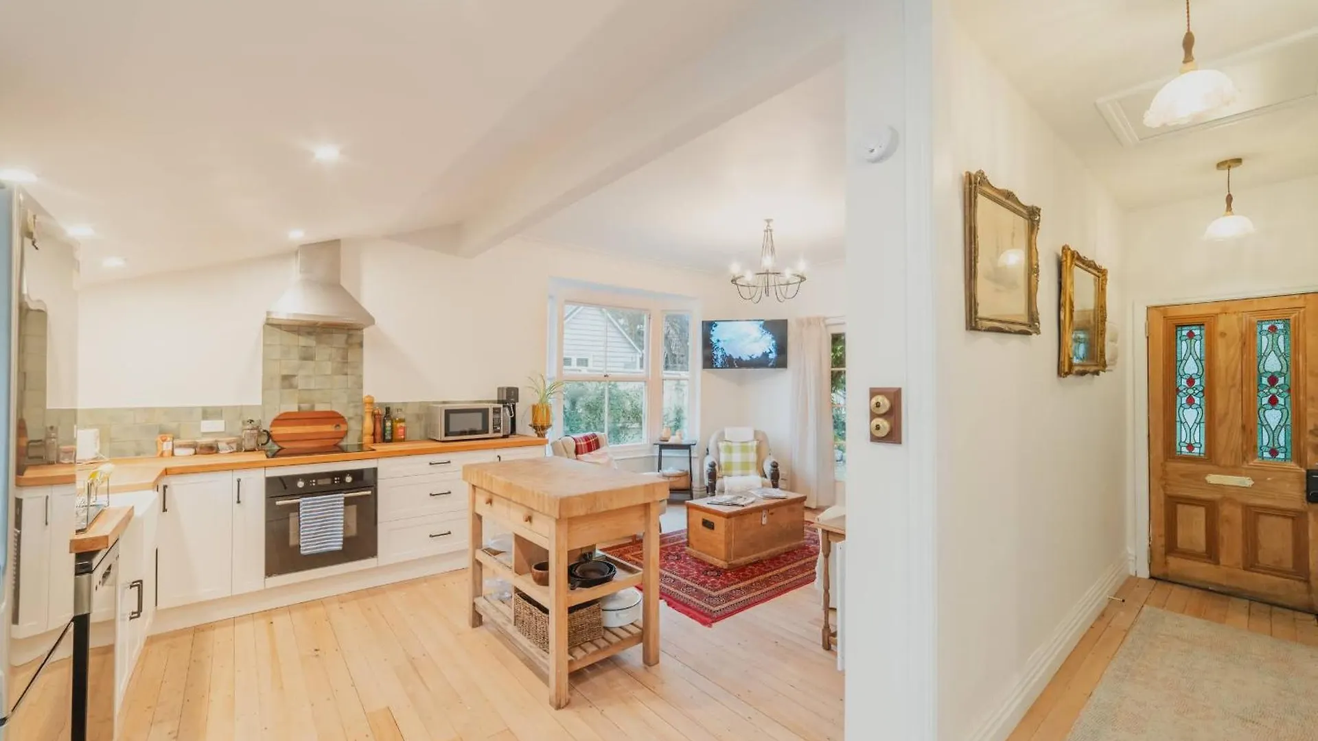 Holiday home Stylish Central Cottage - Modern Heating & Parking Christchurch